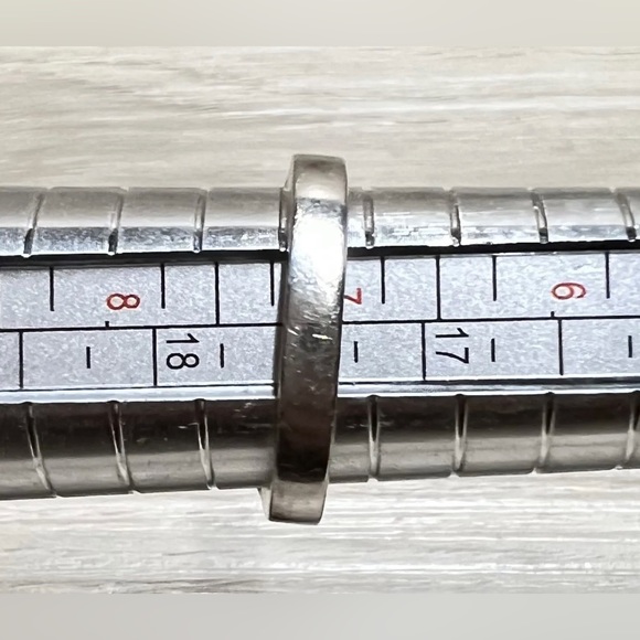 Designer Signed Sterling Silver Chained Horse Bit Heart Ring, Size 7, 3.4g - Picture 12 of 12